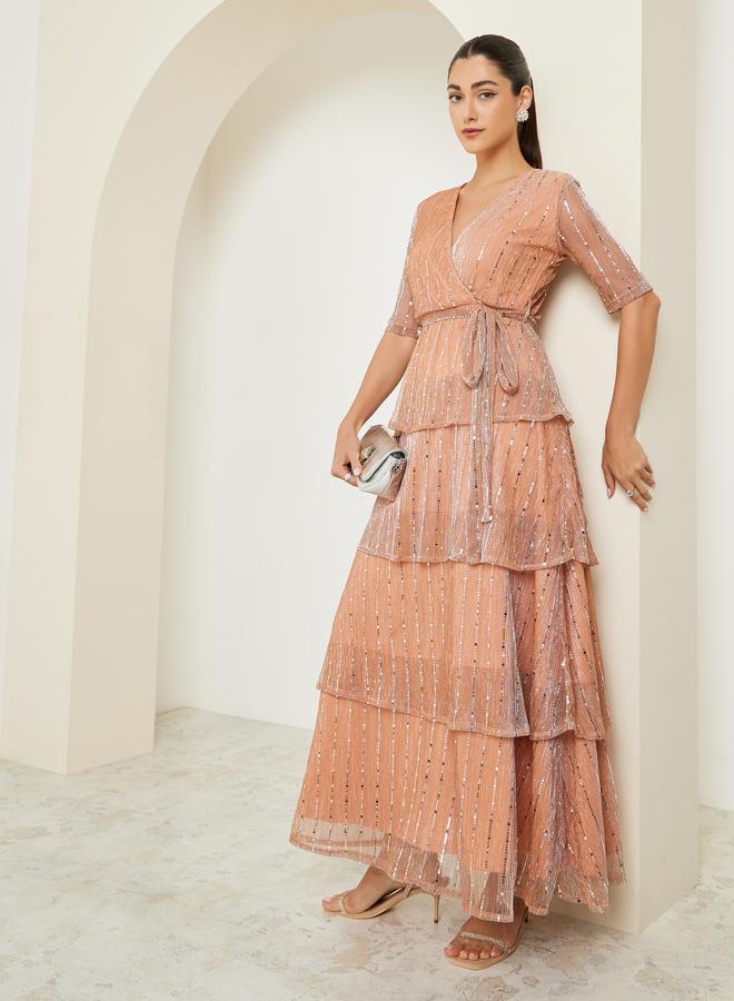 ستايلي فستان طويل بطبقات وتفاصيل ترتر - Image 5